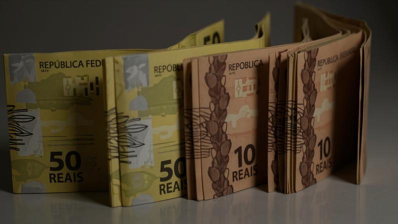 O Tesouro Direto foi criado para popularizar esse tipo de aplicação financeiro e facilitiar o acesso de pessoas físicas a títulos públicos