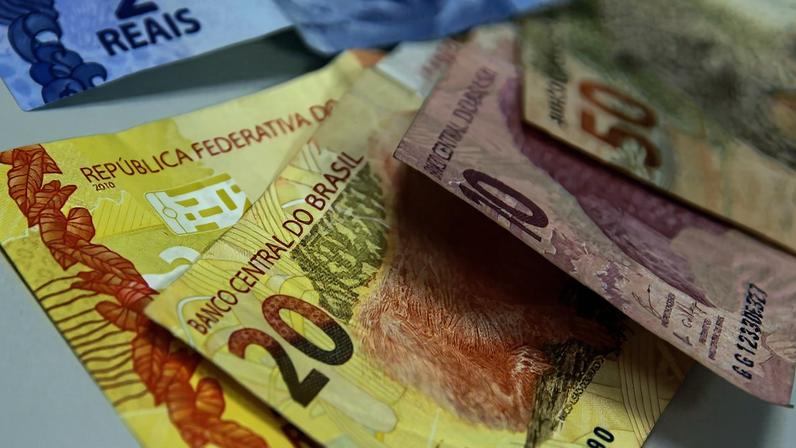 Brasileiros ainda podem recuperar quase R$ 5 bilhões em dinheiro esquecido em bancos e instituições financeiras