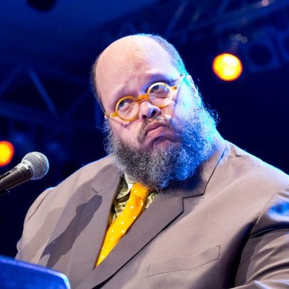 Briga de Ed Motta: quais outras taxas os restaurantes podem cobrar