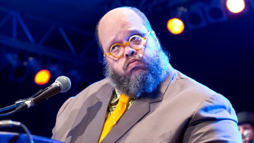 Ed Motta virou assunto por briga em restaurante no Rio de Janeiro — Foto: Frank Hoensch/Redferns via Getty Images