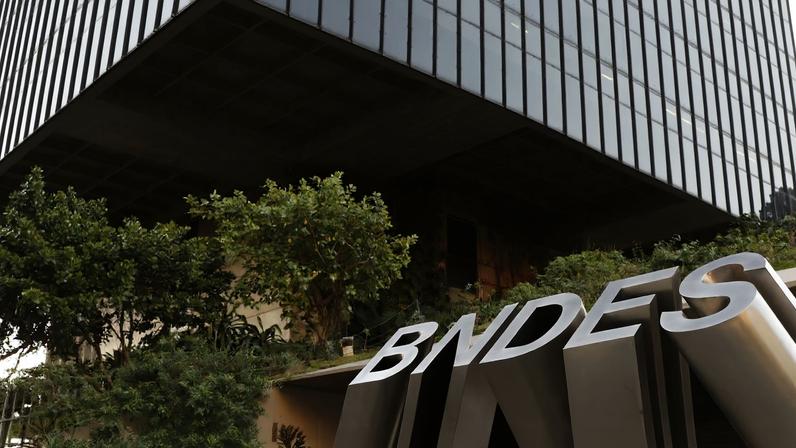 Edifício sede do BNDES, Banco Nacional de Desenvolvimento Econômico e Social, no Centro do Rio.