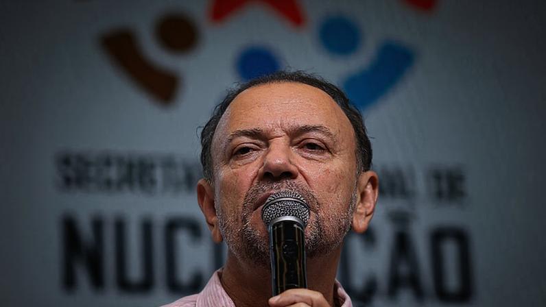 O presidente nacional do PT, Edinho Silva; dirigente avaliou que o partido falhou ao não encabeçar as investigações sobre o Banco Master