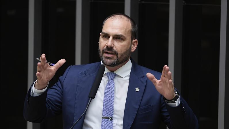 Ex-deputado Eduardo Bolsonaro(PL-SP) — Foto: Zeca Ribeiro/Câmara dos Deputados