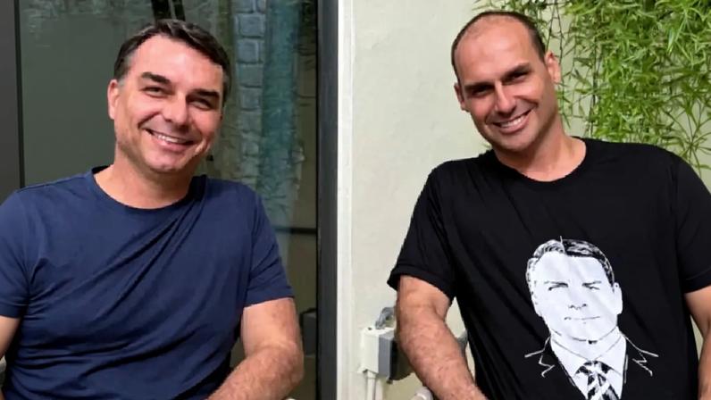 Flávio Bolsonaro e Eduardo Bolsonaro