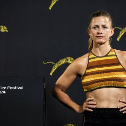 Artista provoca debate na Bienal de Veneza entre emoção e repulsa
