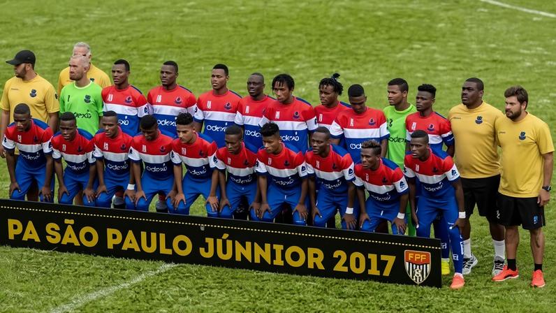 Elenco do Pérolas Negras na Copinha 2017, Danley está com a camisa 21