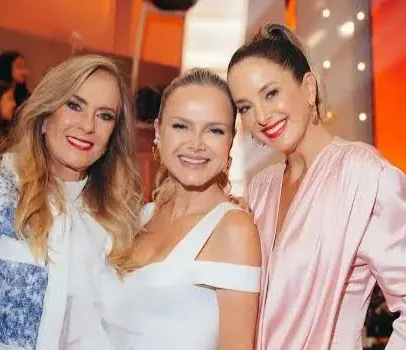 Eliana emociona no especial de Dia das Mães e entrega tarde marcante na TV
