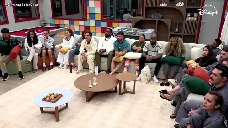 O elenco reunido: onde estão as personalidades interessantes de 'Casa do Patrão'?
