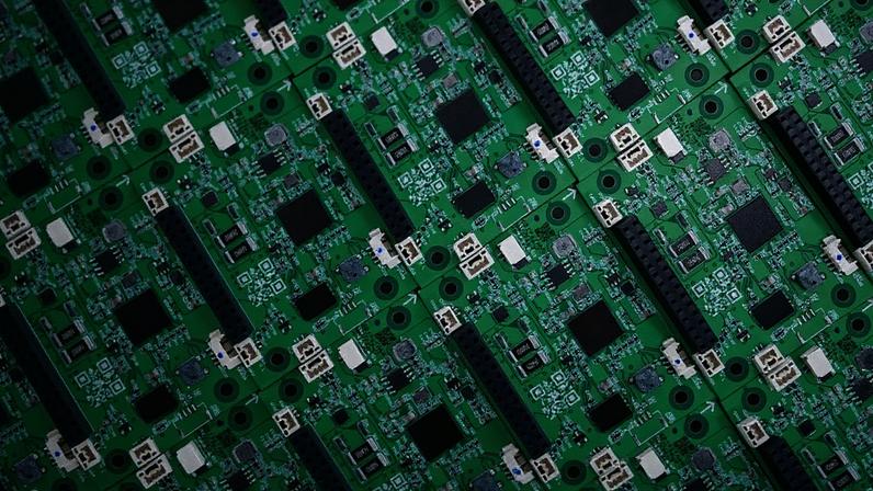 embedded-gettyimages-2255525952