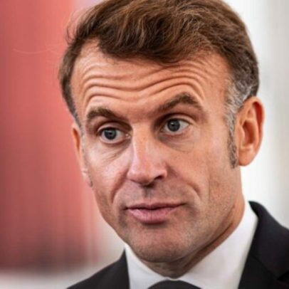Emmanuel Macron afasta público por barulho durante evento no Quênia