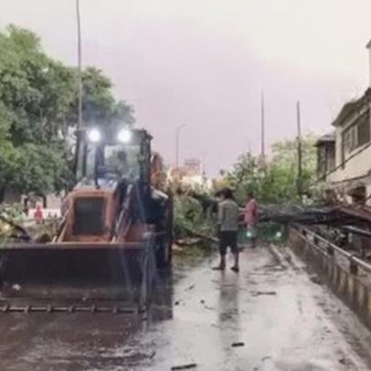 Mais de 100 mortos após tempestade no estado mais populoso da Índia