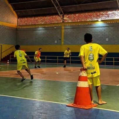 Projeto MOC Esporte da AEESB impulsiona o handebol entre alunos