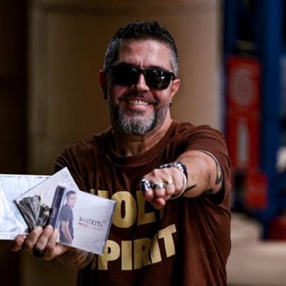 Bauxita celebra 40 anos de carreira, relembra rock pesado e fé