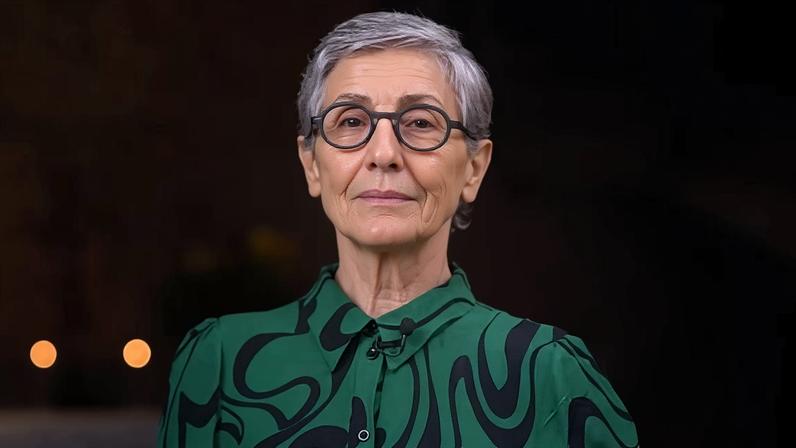 Atriz Cássia Kis em vídeo gravado para o Centro Dom Bosco convidando para a vigília religiosa