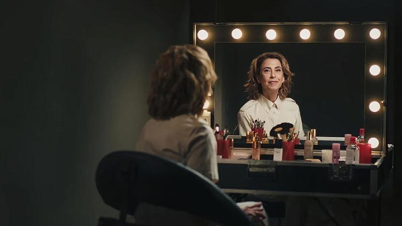 Após indicação ao Oscar, Fernanda Torres protagoniza 'Cuddle' com Willem Dafoe