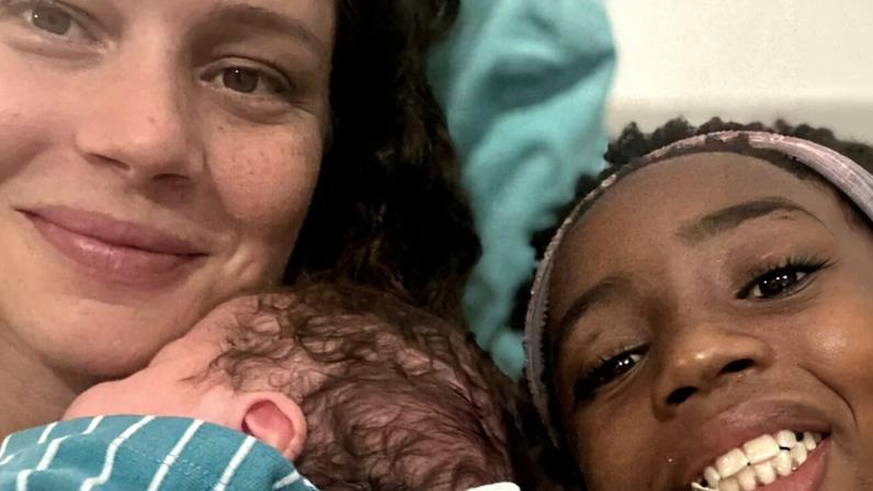 Leandra Leal com os filhos, Damião e Júlia