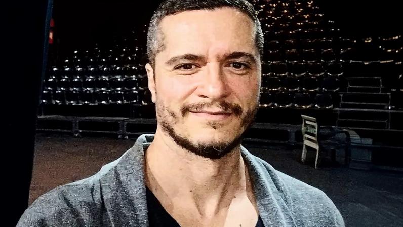 Dramaturgo Francisco Falabella Rocha lança livro "Última Parada"