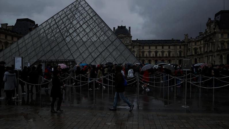 Louvre