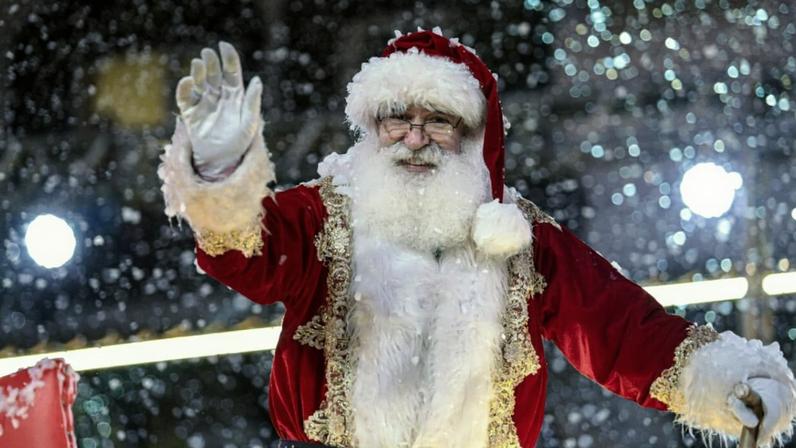 Morre, aos 71 anos, Júlio Rodrigues, Papai Noel oficial do Natal Luz de Gramado por duas décadas