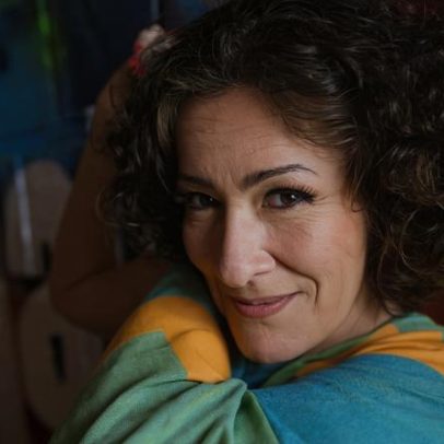 Patrícia Ahmaral celebra parcerias entre Caetano Veloso e Gilberto Gil em BH
