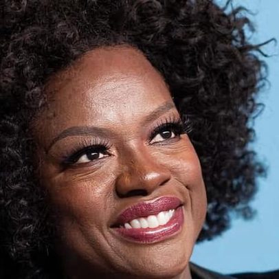Viola Davis firma parceria para promover livros afro-brasileiros