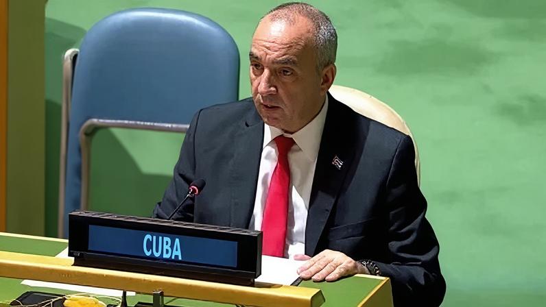 Embaixador de Cuba na ONU, Ernesto Soberón Guzmán, na 11ª Conferência de Revisão do TNP na ONU