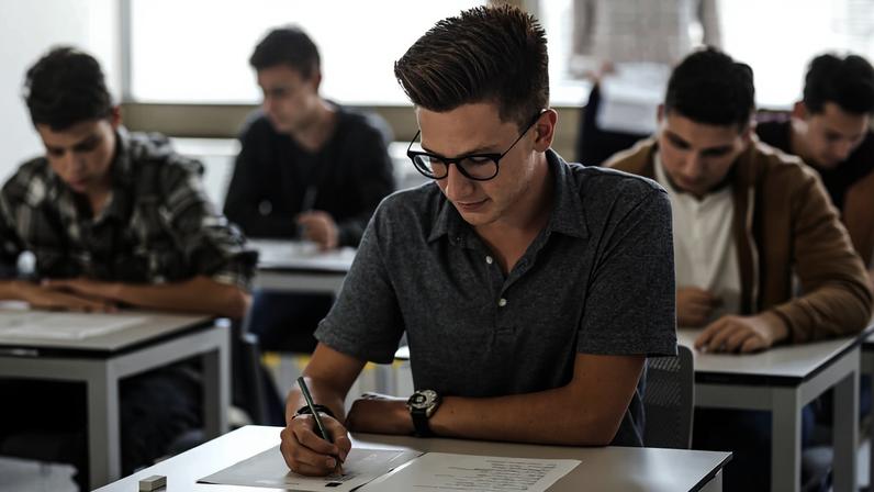 Erros gramaticais enfraquecem a credibilidade da redação