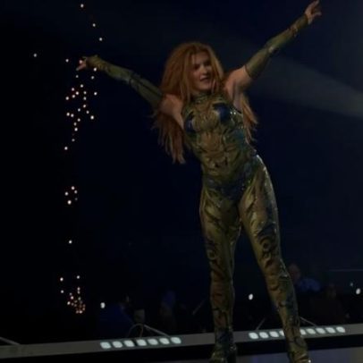 Estilista brasileiro celebra resultado de look de Shakira