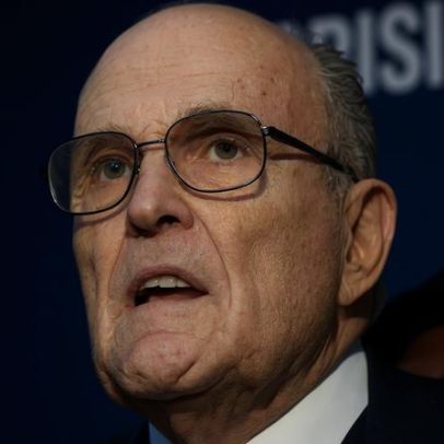 Ex-prefeito de Nova York Rudy Giuliani é internado em estado grave nos EUA
