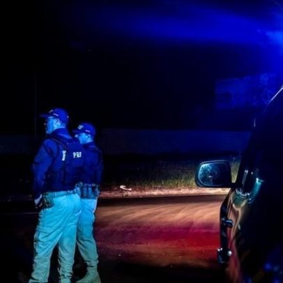 Motorista usa fumaça para despistar polícia no Paraná