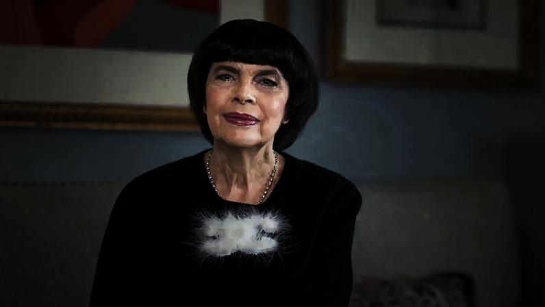 La chanteuse Mireille Mathieu.