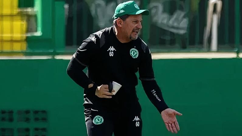 Fábio Matias em treino da Chapecoense