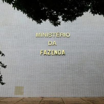 Governo bloqueia R$ 22 bi do orçamento devido a gastos no INSS e BPC