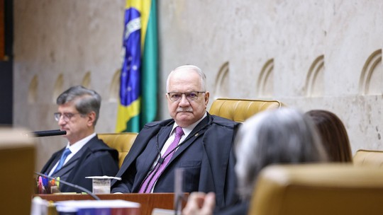 Ministro Edson Fachin presidente sessão plenária do STF — Foto: Antonio Augusto/STF