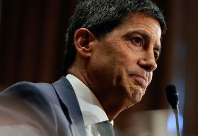 Senado dos EUA confirma Kevin Warsh para diretoria do Fed