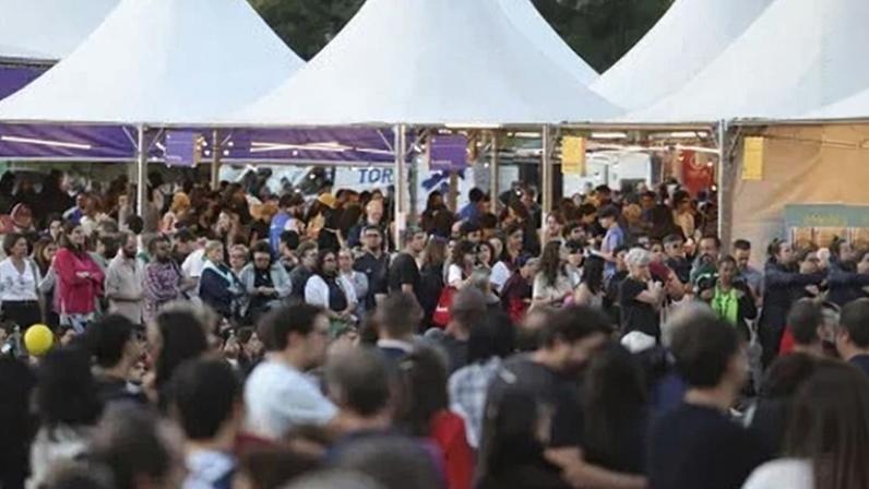 Feira do Livro 2025, no Pacaembu, em São Paulo