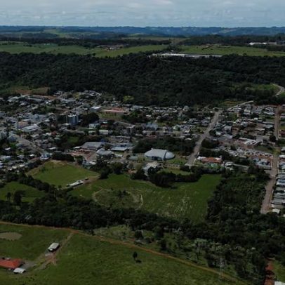 Cidade brasileira atrai turismo científico por fenômeno único