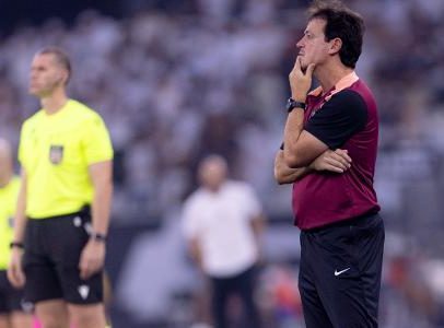 Diniz admite incômodo com Corinthians na zona do Z4