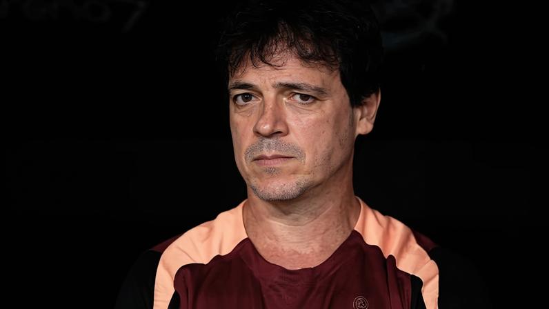 Fernando Diniz, técnico do Corinthians, durante jogo contra o São Paulio