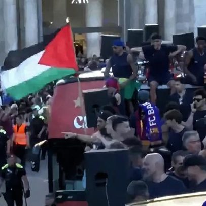 Yamal ergue bandeira da Palestina após título do Barcelona na La Liga