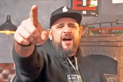 Como meu irmão saiu de ator liberal de Hollywood para líder da manosfera