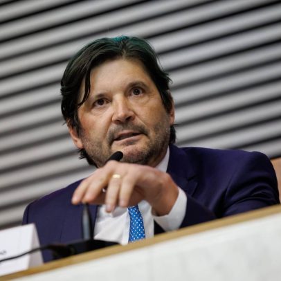 André do Prado reage a Salles e revela disputa da direita pela vaga ao Senado