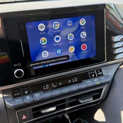Gemini com Android Auto supera Siri no carro, segundo análise