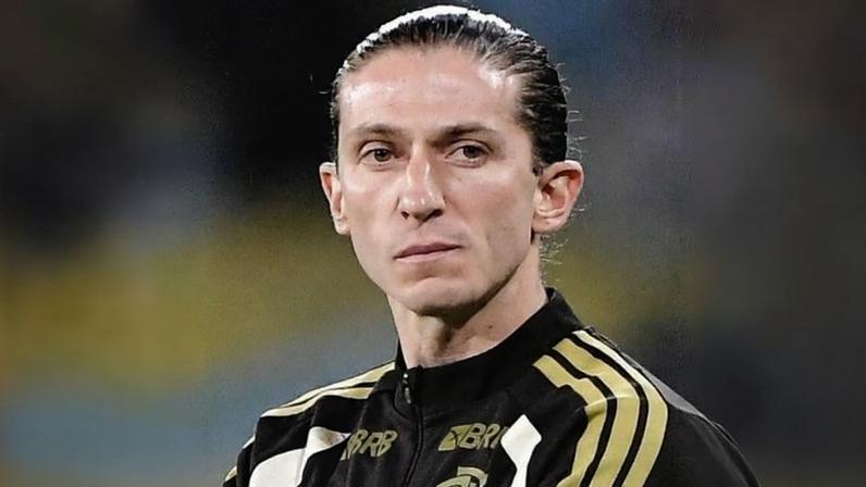 Filipe Luís, técnico do Flamengo, durante jogo contra o Fluminense no Campeonato Carioca