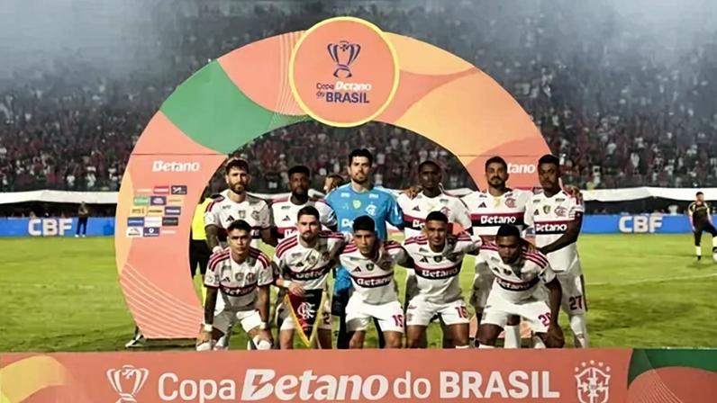 Flamengo sofre queda inédita e precoce na Copa do Brasil