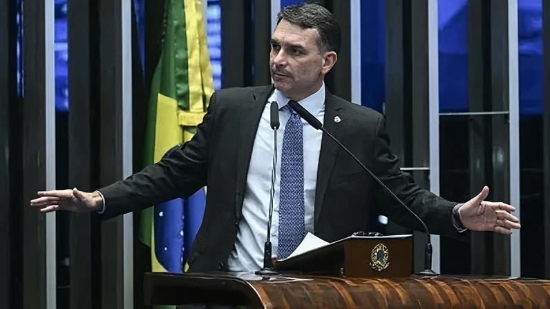 O pré-candidato à Presidência e filho do ex-presidente Jair Bolsonaro, senador Flávio Bolsonaro