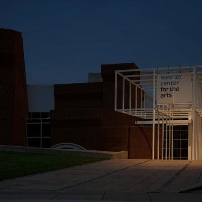 Sindicato de Wexner pede retirar nome de Leslie Wexner do centro de arte por Epstein