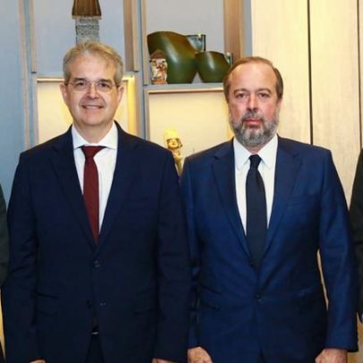 Governo busca atrair capital estrangeiro para terras raras no Brasil
