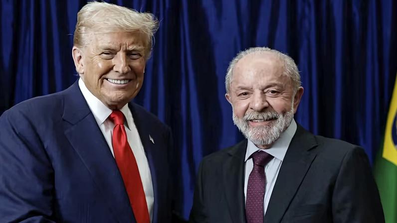 Trump com Lula em outubro, na Malásia: no cardápio, big techs, minerais críticos, Pix, Redata e guerra — Foto: Ricardo Stuckert/PR