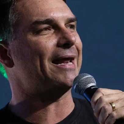 Flávio busca apoio de bancadas e do mercado para esclarecer rumores